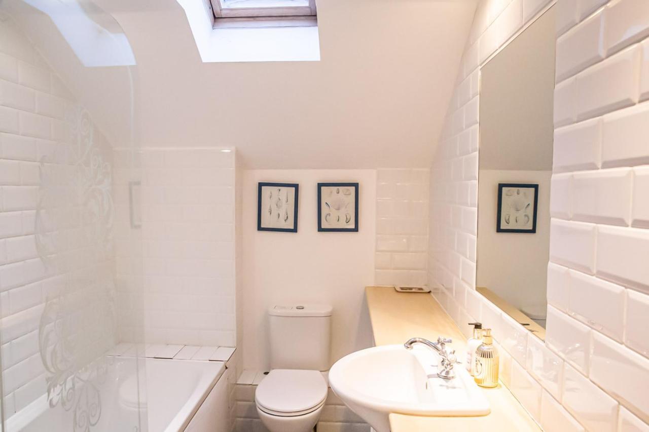 Stylish Modern Mews House In Central St Leonards Hastings Exterior photo